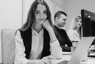 Standard Size Of Business Agency Consulating Management.